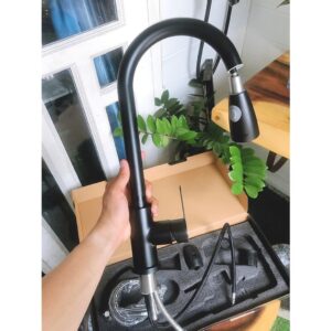 Bấm vào để xem thư viện ảnh Vòi rửa bát VC 006